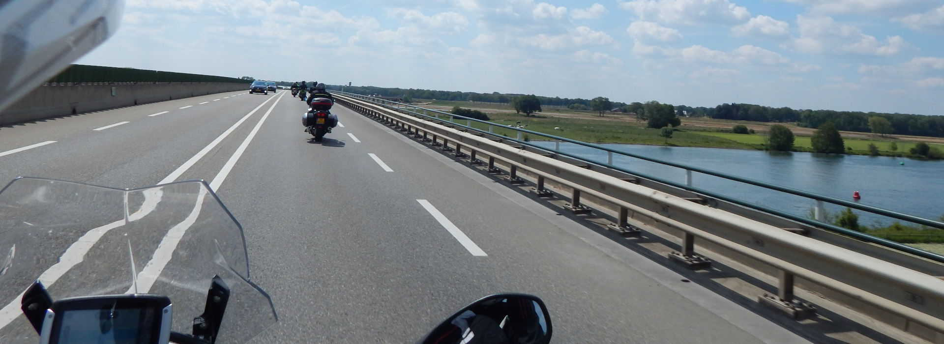 Motorrijbewijspoint Mierlo contact